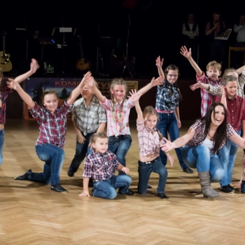 Country Bál