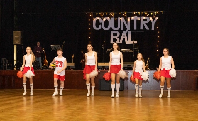 Country bál