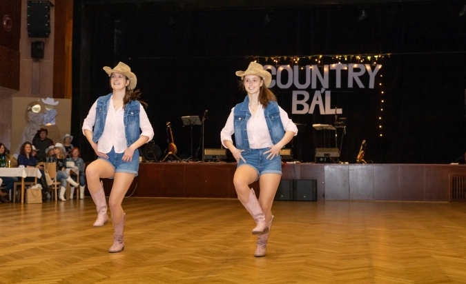 Country bál