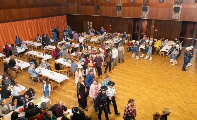 Country bál