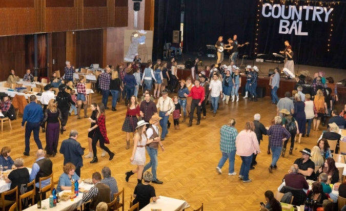 Country bál