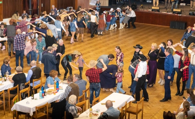 Country bál