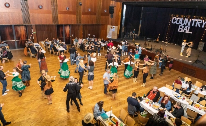 Country bál