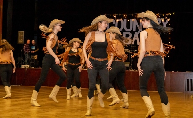 Country bál