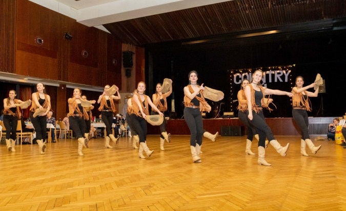 Country bál