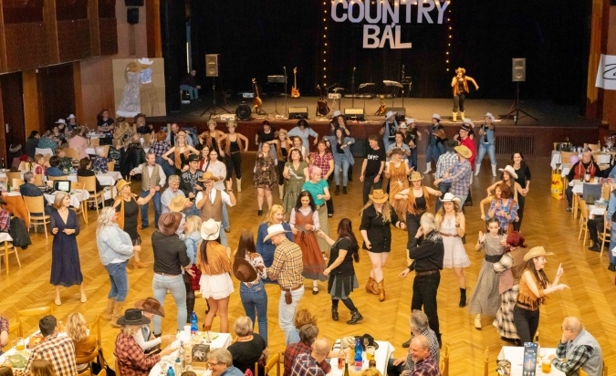Country bál