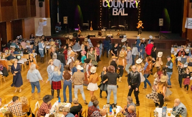 Country bál
