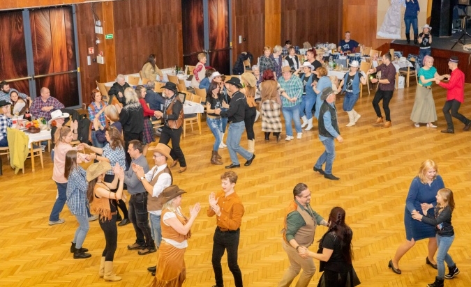 Country bál
