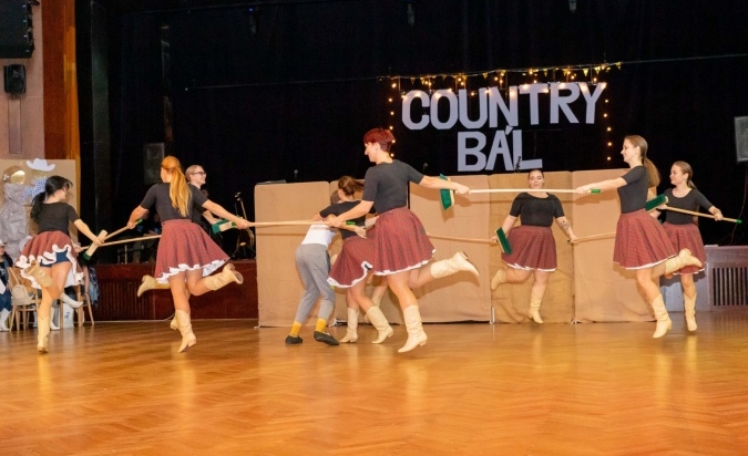 Country bál